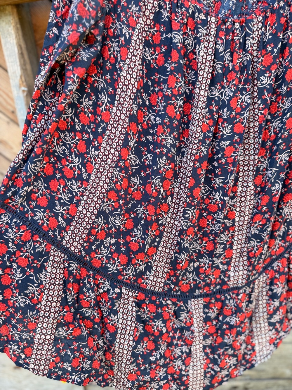 Como Vintage Navy Tunic with Red Floral Print - Picture 5 of 8